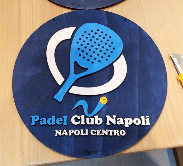 Logo legno Padel  inciso a laser con racchetta e scritta 3dL.25cm 3706